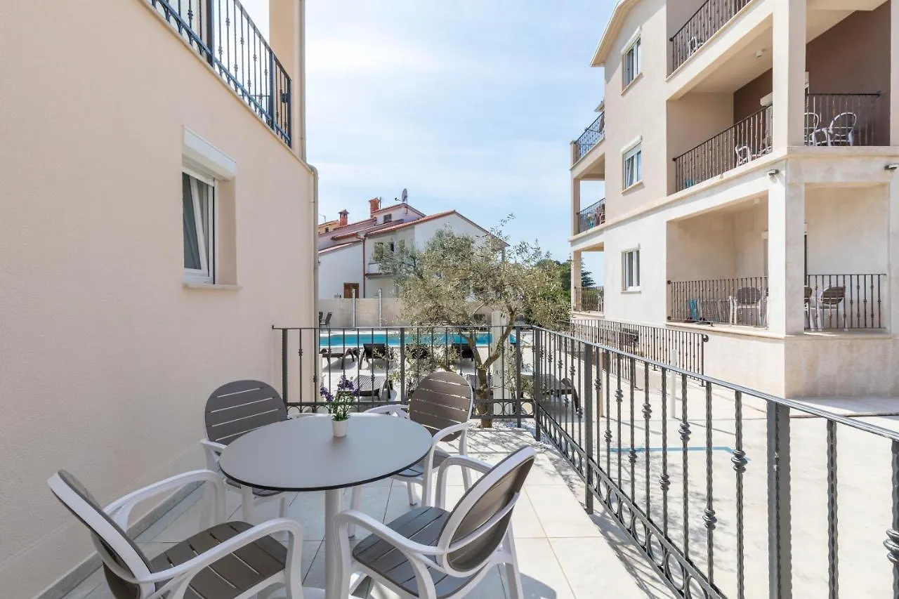 Apartments Villa Nina
