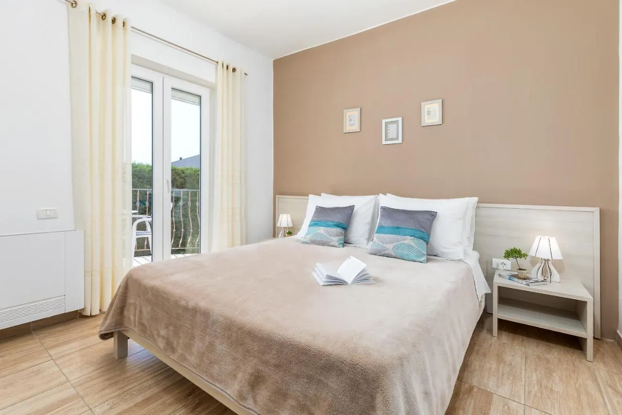 Apartments Villa Nina