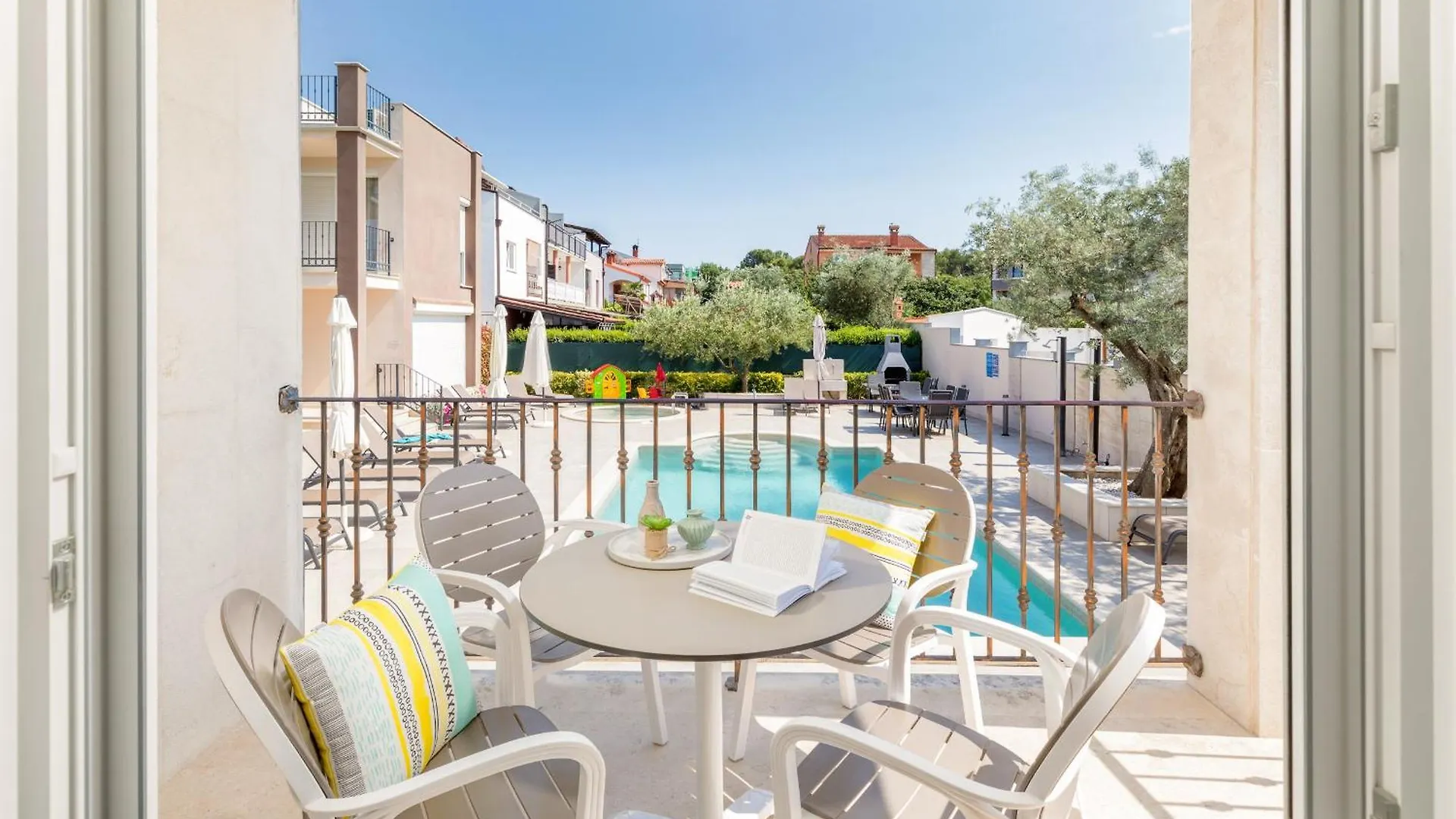 פאז'אנה Apartments Villa Nina 0*,  קרואטיה
